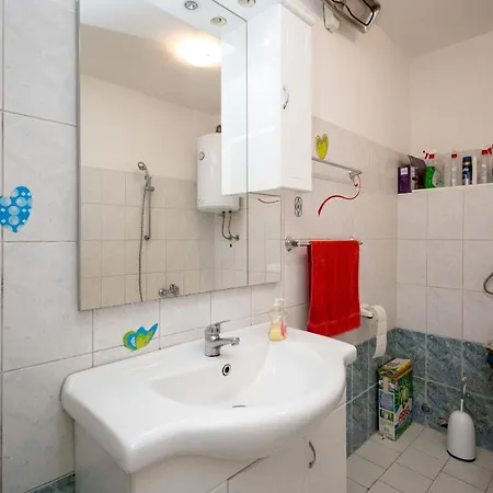 Apartment With Wifi - 23530 Zadar